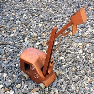 Vintage 1940s Structo crane shovel excavator